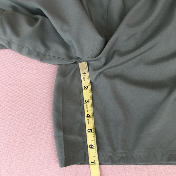 Asics Woven Green Running Shorts - 7”, Built-In Briefs Mens Size L - Picture 15 of 15